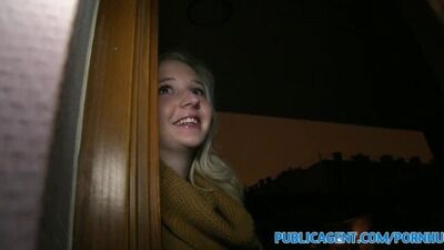 PublicAgent Young blonde comes looking for sex for cash with stranger