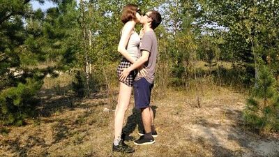 lets herself be fucked by short guy in the woods