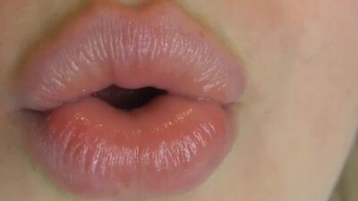 LIP FETISH: LICKING & PUCKERING