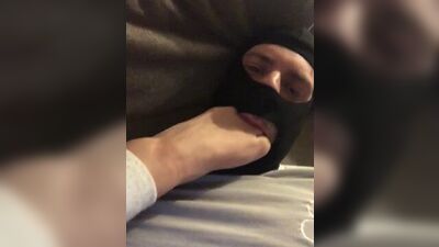 My foot slave - humiliation