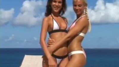 Nella and Sandy (Fisting)