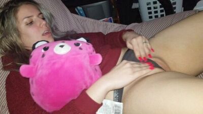 Daddy rubs and plays with teen's cameltoe