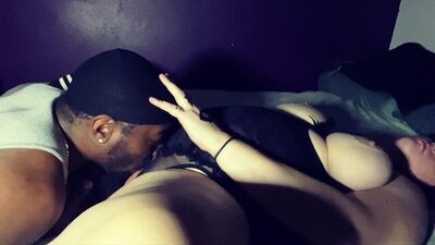 black thug eating her out good covered his mouth with her wap juice