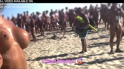 Angela Doll - Bukkake Geant avec 70 inconnus en lieu publique les couilles bien pleines