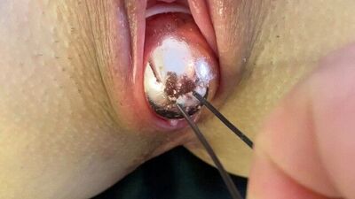 I love shaving my wife pussy and fucking her smooth hole!