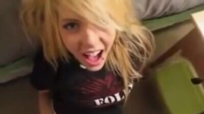 Cute Blonde Emo Girl Blowjob