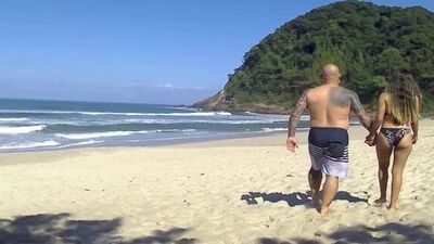 Mike goes to the beach and his girlfriend fucks a stranger in the car and jerks off another! TRAILER