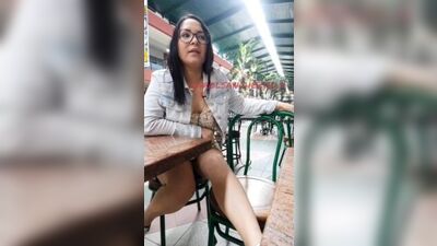 Playing with my lush Dildo at the Mall, Squirt display