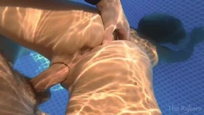 Getting Fucked Upside Down Under Water!