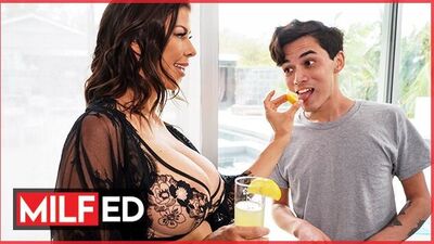 Milfed - Naughty Bombshell Alexis Fawx Teases The Pool Guy To Fuck Her When Her Husband Is Away