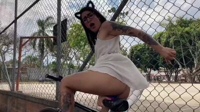 How to ride a bike while i fuck my pussy with a dildo.