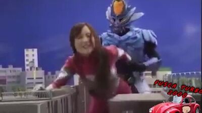 pink ranger saving the world fucking with a big et bolado
